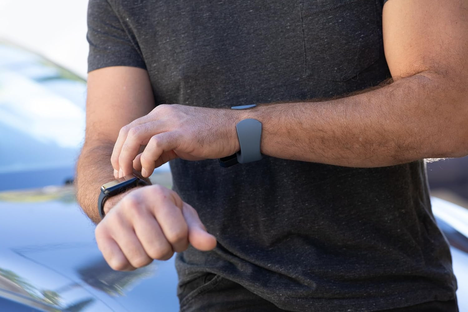 Tapxr - Wrist Worn Keyboard, Airmouse & Controller for VR, AR, MR, Tablets, PC, Laptops, Smartwatch, Smartphones, Tvs & Projectors.
